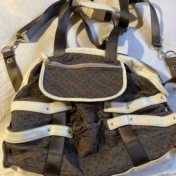 Lululemon Sporty Bag - Picture 2 of 6